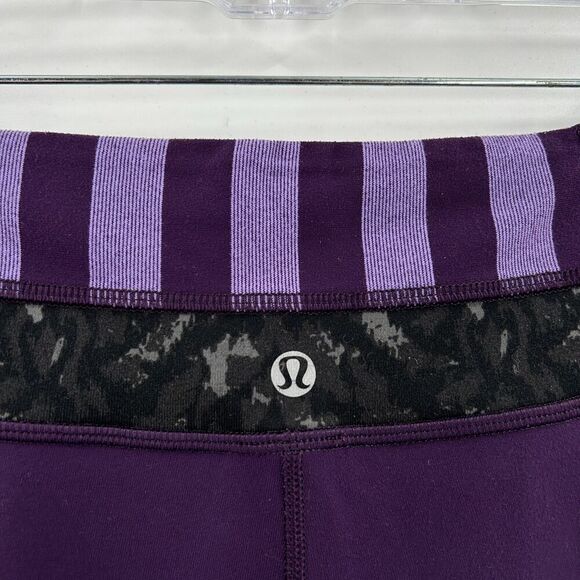 LULULEMON Purple Mid Rise Flare Workout Athletic Leggings Groove Pants Size 6 - Picture 9 of 12
